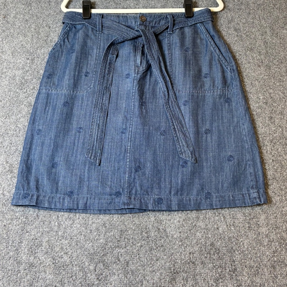 Talbots Denim Skirt Daisy Embroidered A-Line Casual Belted Preppy Chic Size 6